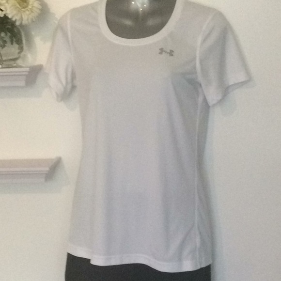 UNDER Armour Short Sleeve Top - Picture 1 of 11